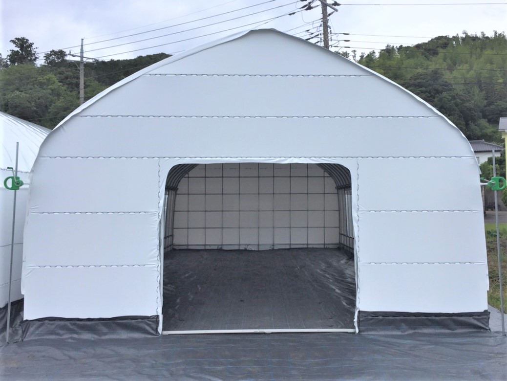 【白】遮光パイプハウス（34坪）|千葉県南房総市の施工実績