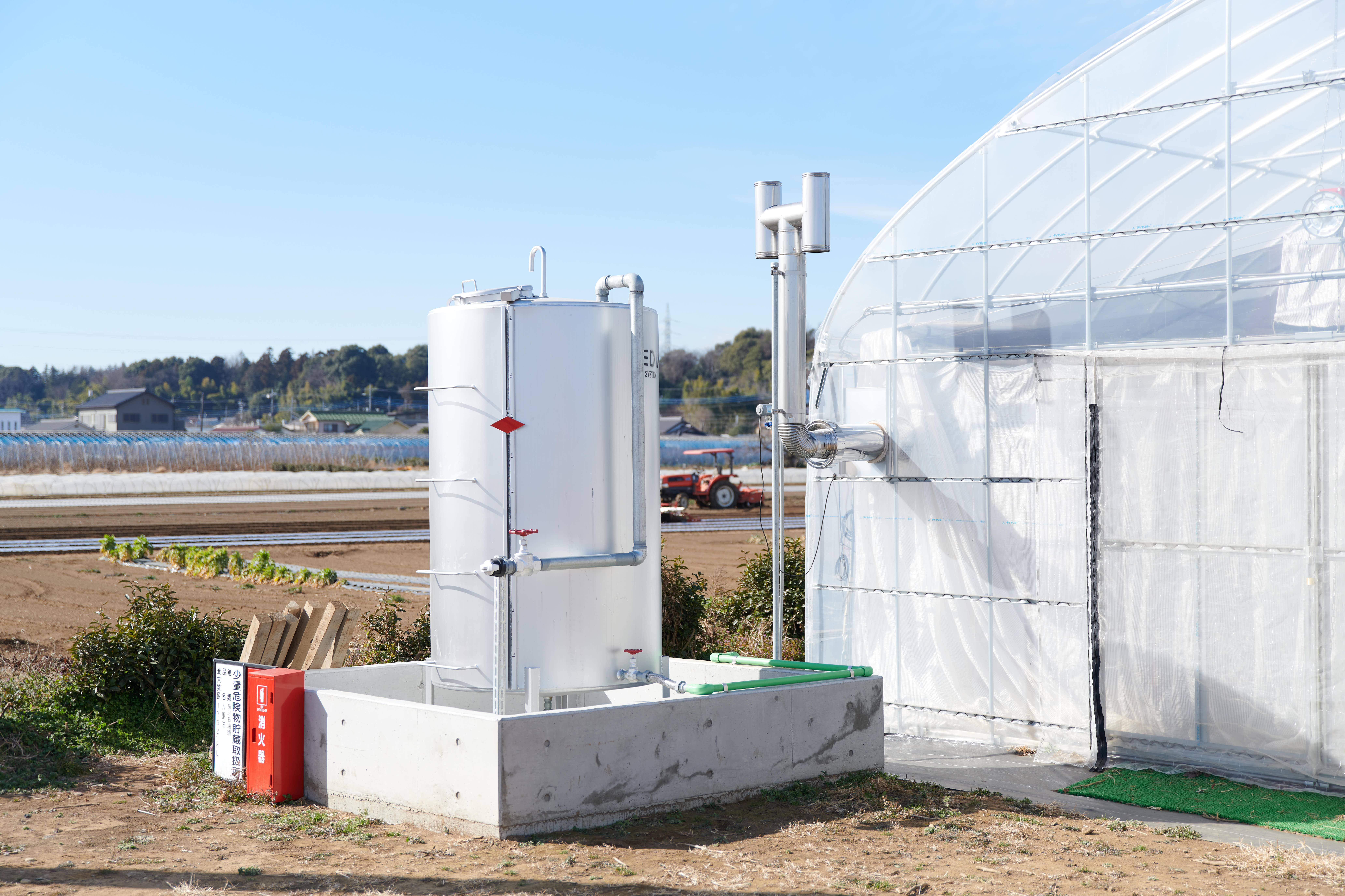 苺栽培の新規就農を安心サポート｜埼玉県パイプハウス施工と設備事例