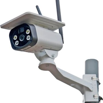 防犯カメラービニールハウスの盗難対策ーの画像